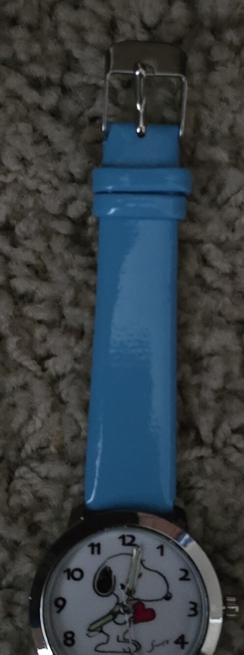 Snoopy Cartoon Watch - Picture 4 of 5